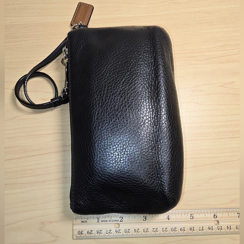 COACH Black Soft Pebbled Leather Wrist Strap Pouch Wristlet - Picture 3 of 11